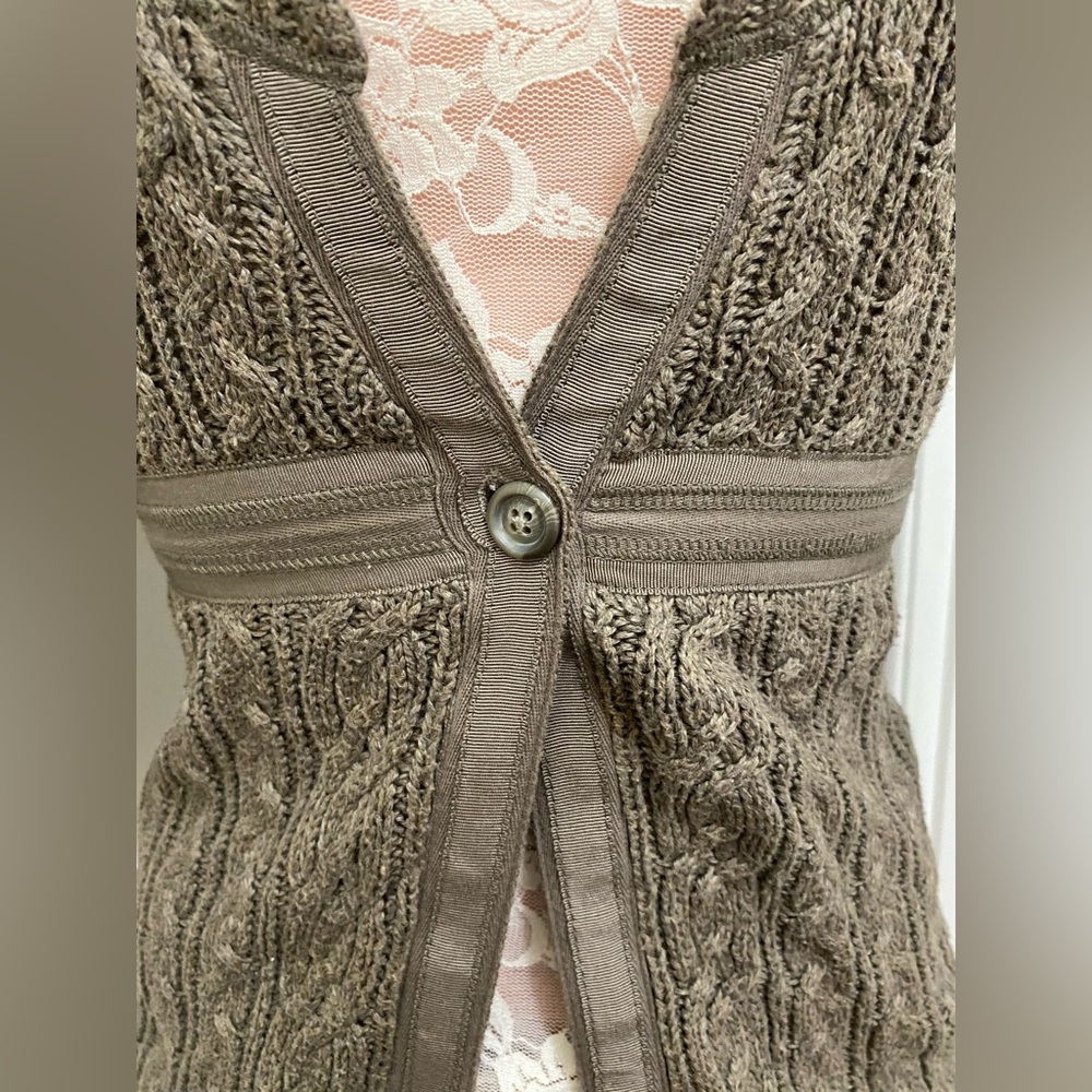 Y2K vintage Abercrombie brown knit babydoll tie waist one button cardigan. - Picture 6 of 14